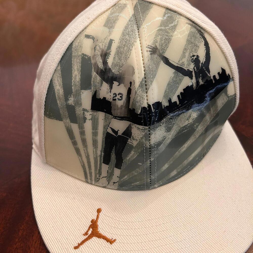 Air Jordan Basketball Jump Man Hologram Ball Cap Fitted 7 3/8